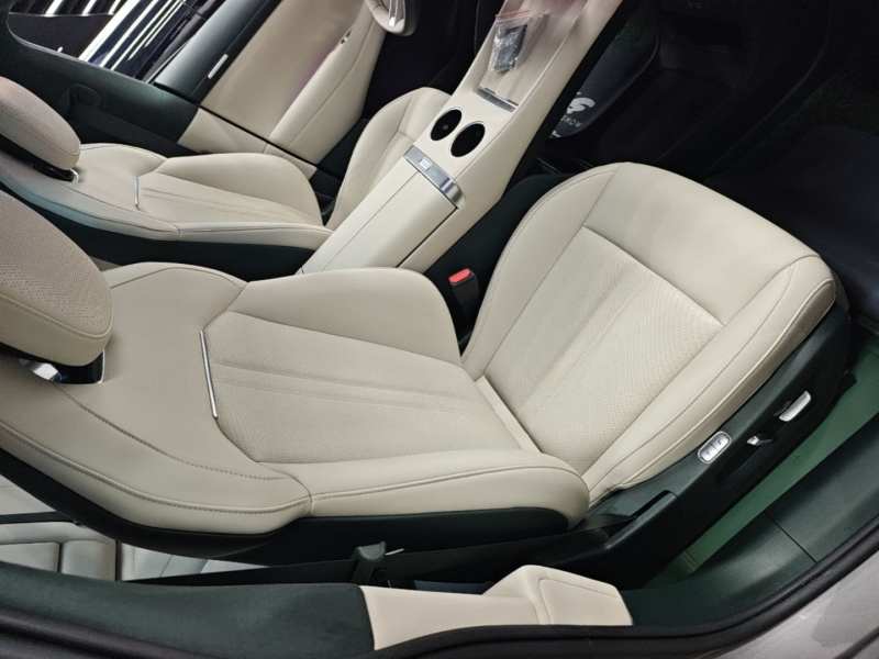 Used Xiaomi Auto YU7 2025 Ultra-Long Range High-Performance All-Wheel-Drive Max Edition — 24