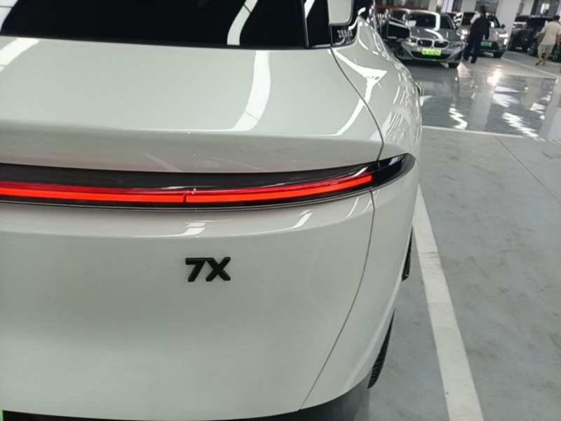 Used Zeekr 7X 2025 75 kWh Rear-Wheel Drive Intelligent Driving Version — 7