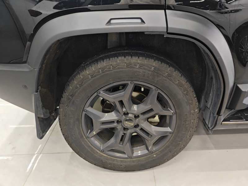 Used JETOUR Traveler 2023 2.0T All-Wheel Drive CrossPRO+ — 25
