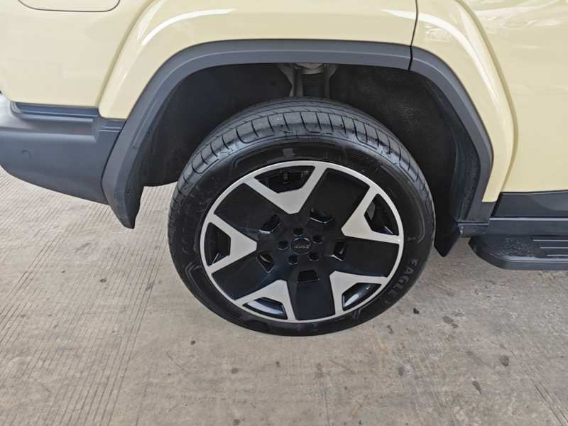 Used iCAR V27 2026 Model 200KM Four-Wheel Drive Falcon 700 — 25