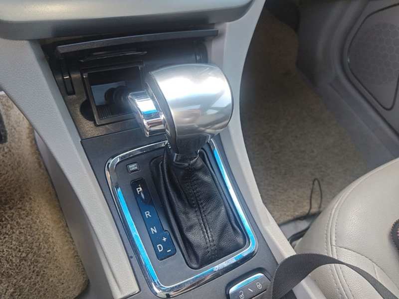 Used Geely Auto Emgrand 2014 Sedan 1.3T CVT Prestige Model — 15