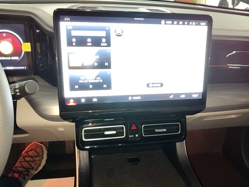 Used GAC Trumpchi GS8 2022 Linghang Series 2.0 TGDI Two-Wheel-Drive Luxury Smart Connectivity Version (7 Seats) — 12