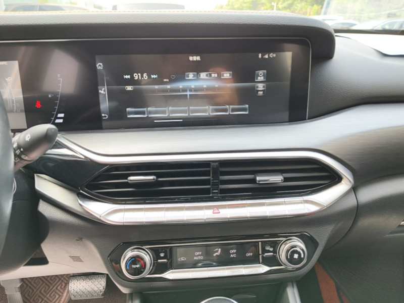 Used Bestune T77 2019 230 TID Automatic Luxury Version China VI Emission Standard — 12