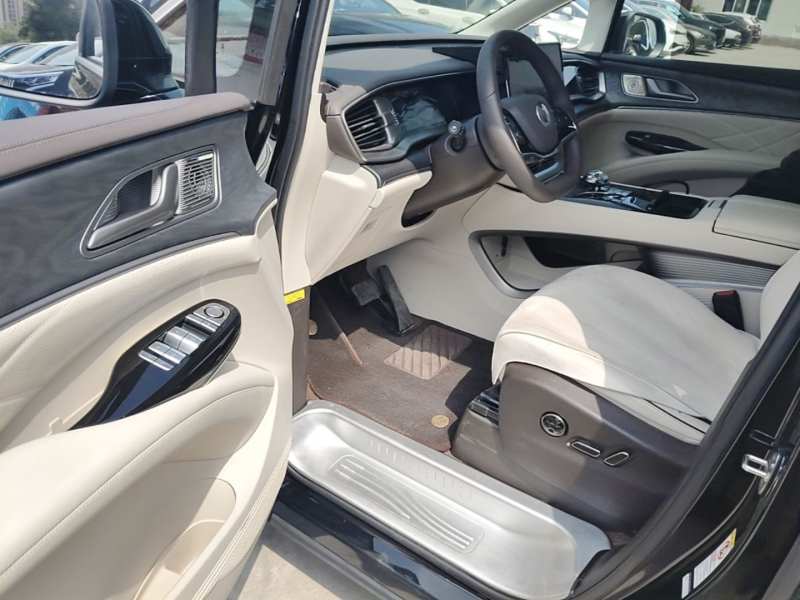 Used Denza D9 2024 EV 600 Four-Wheel Drive Prestige Model — 15