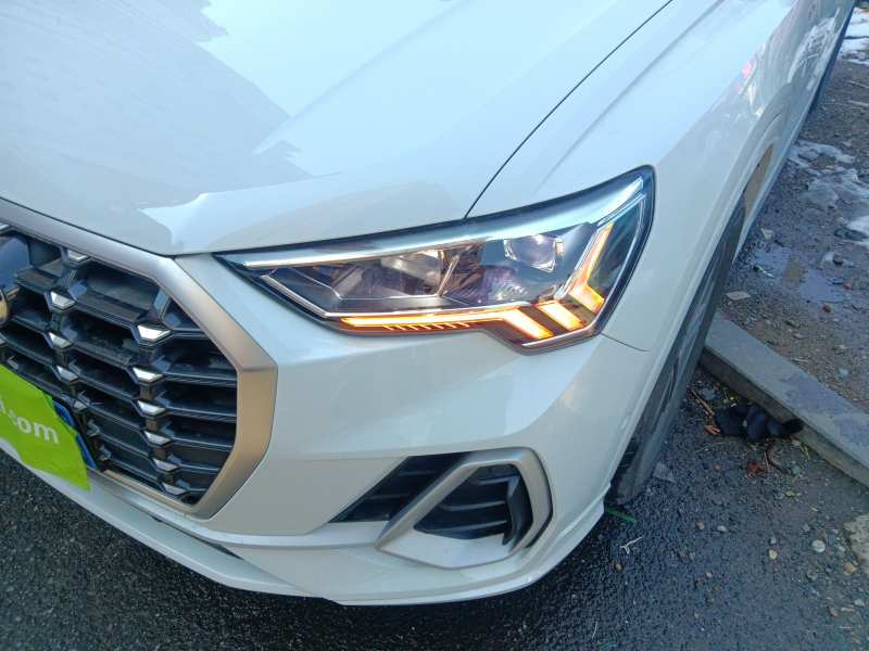 Used Audi Q3 2023 35 TFSI Fashion Dynamic Model (1.4T) — 23