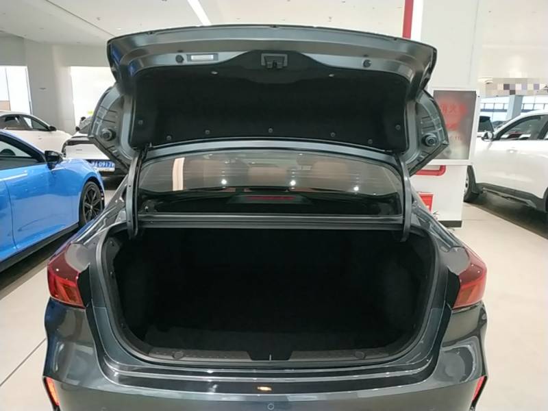 Used CHANGAN Eado 2025 PLUS 1.4T Dual-Clutch High-Energy Version — 18