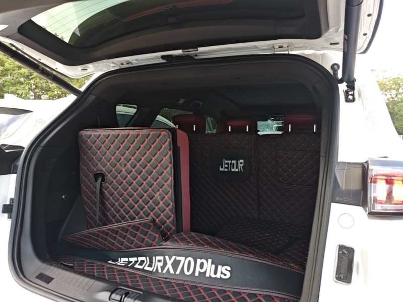 Used JETOUR X70 PLUS 2025 1.5T Luxury Edition 7-Seater — 18