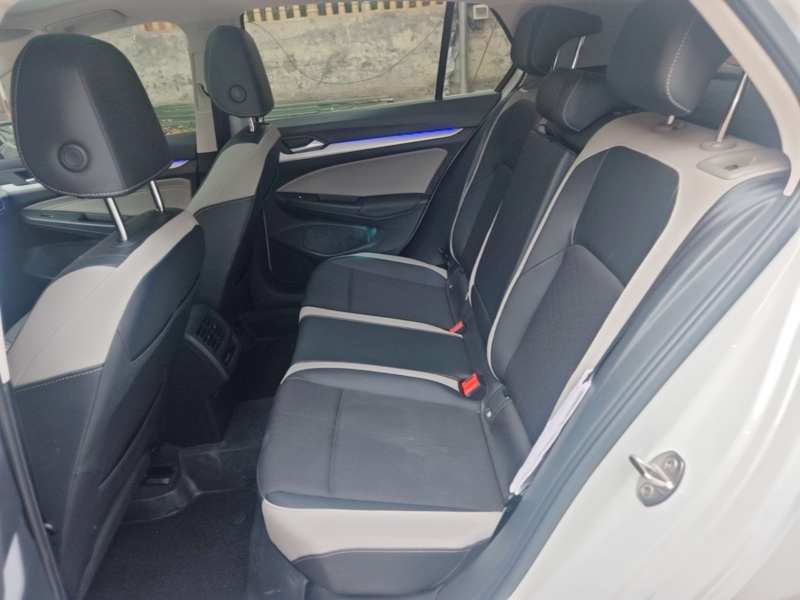 Used Volkswagen Golf 2023 Facelift 280TSI DSG Pro — 16