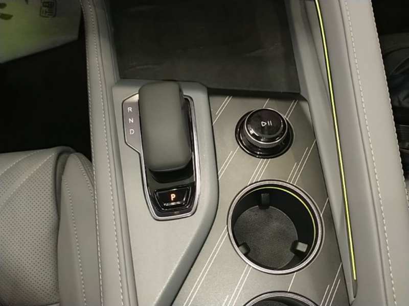Used Zeekr 001 2025 YOU Edition 100 kWh All-Wheel Drive — 13