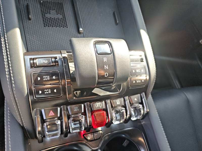 Used Formula Leopard 5 2023 Navigator Edition — 13