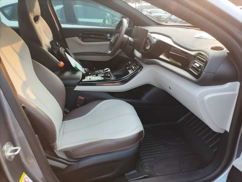 Used BYD Qin PLUS 2024 HONOR Edition DM-i 55KM Leading Model — 24