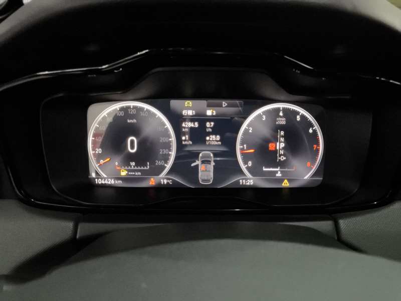 Used Lynk & Co 01 2017 2.0T Two-Wheel-Drive Version — 3