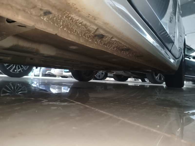 Used Hyundai Elantra 2023 1.5L CVT GLX Elite Edition — 21