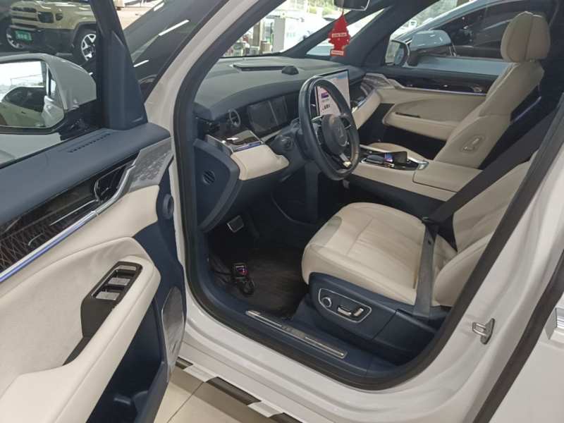 Used Zeekr 009 2022 Revised WE Version — 15