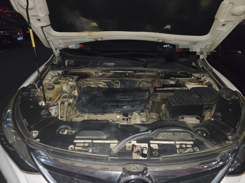 Used BYD Song 2016 GaiShi Edition 1.5TI Manual Elite Model — 16
