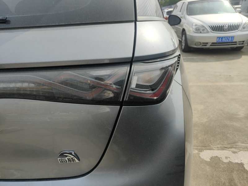 Used BYD Dolphin 2023 420 km Fashion Edition — 7