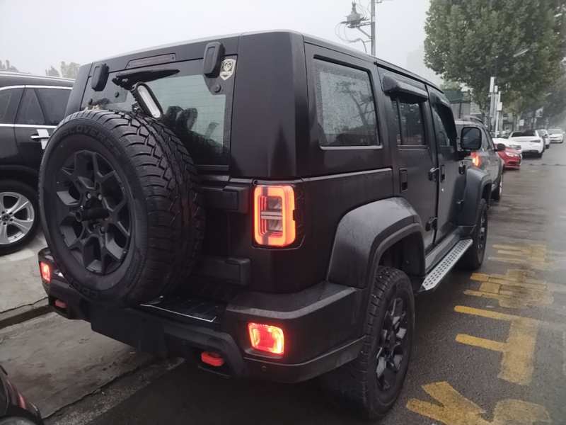 Used BAIC Off-Road BJ40 2021 2.0D Automatic Four-Wheel Drive Blade Hero Edition Adventurer Type — 6