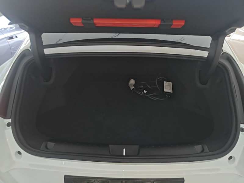 Used ORA Lightning Cat 2022 555 km Luxury Edition – Premium — 18