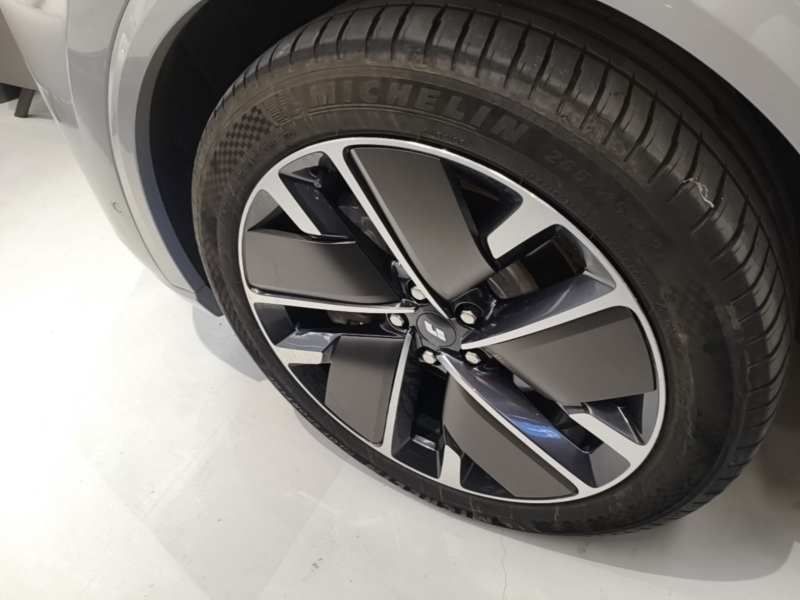 Used Li Auto L9 2025 Ultra Smart Refreshed Edition — 22