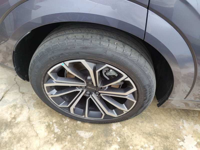 Used Lynk & Co 09 EM-P 2024 2.0TD EM-P Four-Wheel Drive HALO Six-Seater — 25