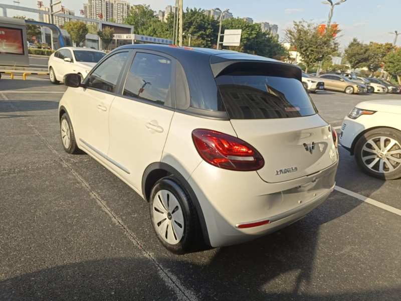 Used Wuling Bingo 2023 203km Light Edition — 4