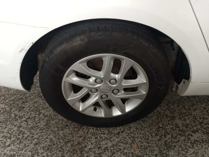 Used Geely Auto Emgrand 2016 Sedan 1.5L Manual Fashion Edition — 25