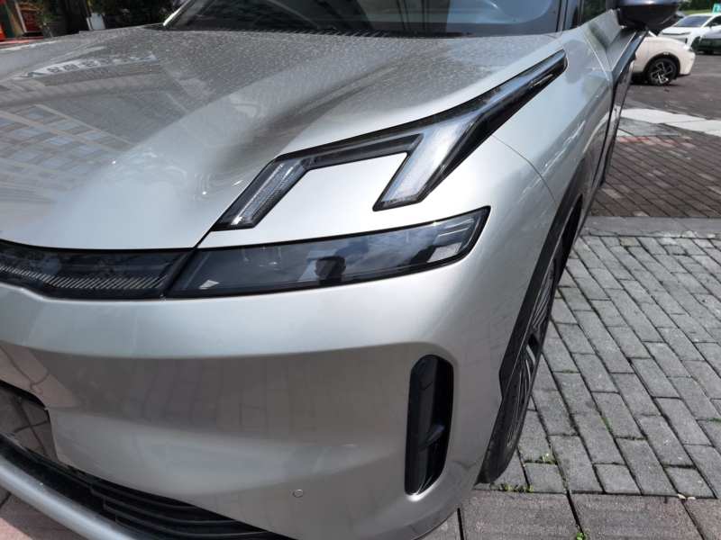 Used Lynk & Co 08 EM-P 2023 120km Long-Range Halo — 16