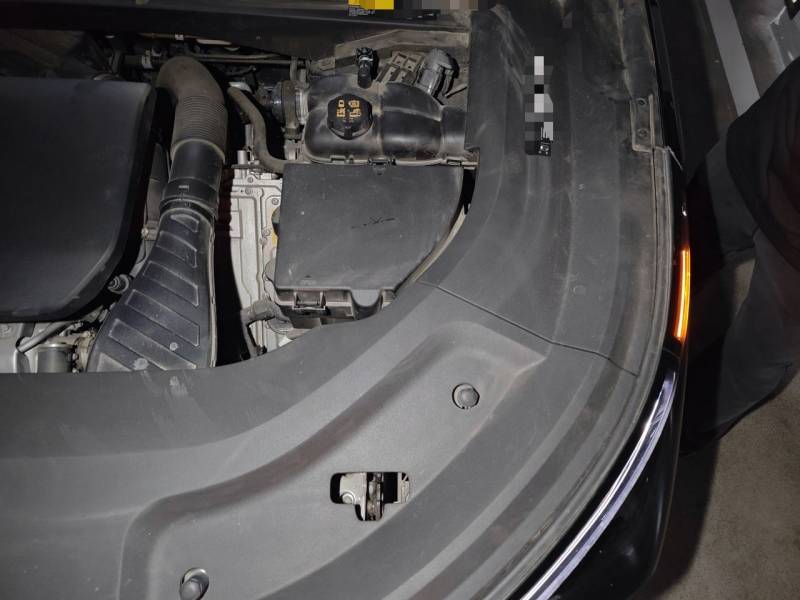 Used Li Auto L8 2023 Pro Model — 23