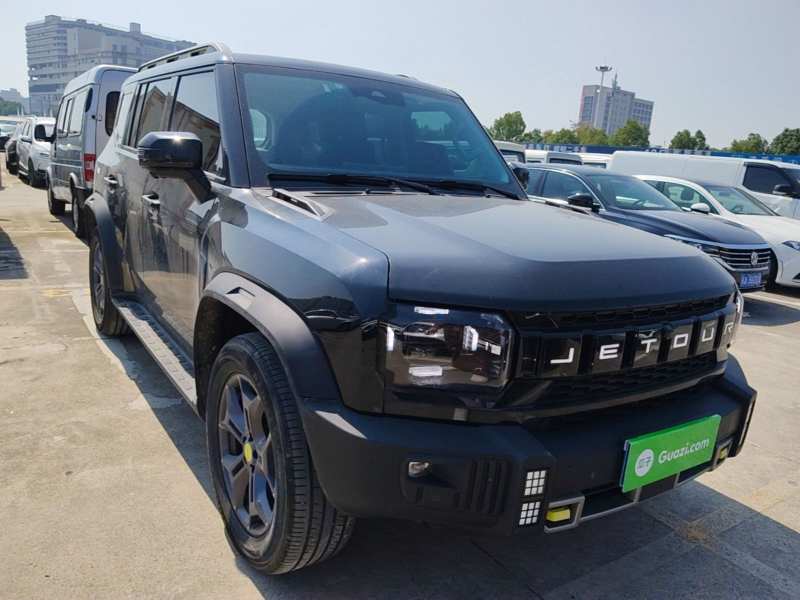 Used JETOUR Traveler 2023 2.0T All-Wheel-Drive CrossPRO — 3