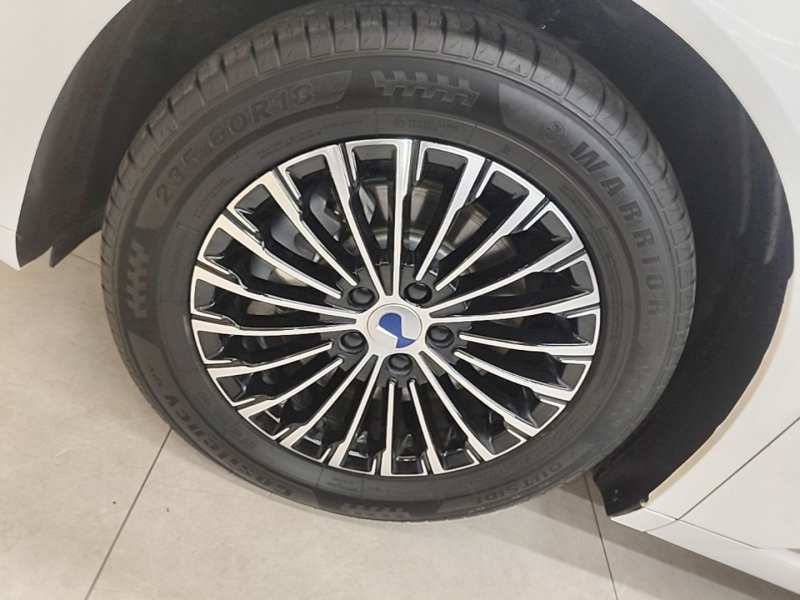 Used Denza D9 2024 DM-i 980 Four-Wheel Drive Prestige Model – Executive — 22