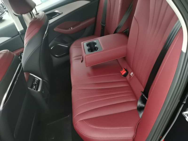 Used Hongqi H5 PHEV 2025 130 Super Hybrid Version — 16
