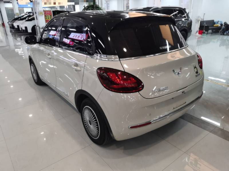 Used Wuling Bingo 2023 203km Comfort Edition — 4