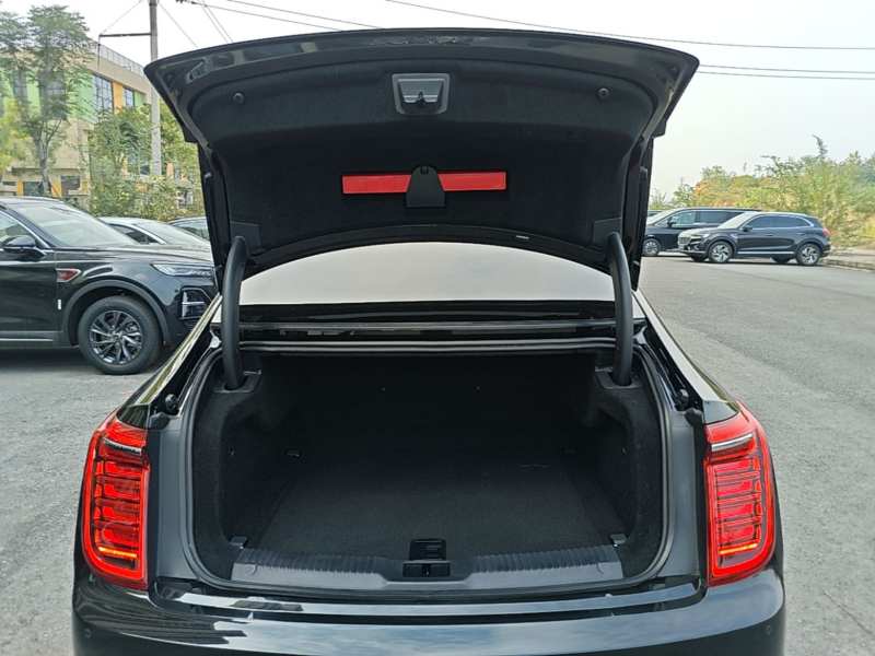 Used Hongqi H9 2020 2.0T Smart Connect Flagship Edition – Chinese Trim Xiang — 18