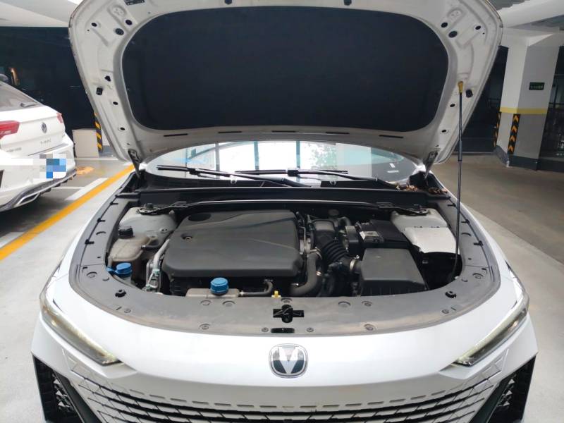 Used CHANGAN UNI-V 2022 1.5T Prestige Version — 16