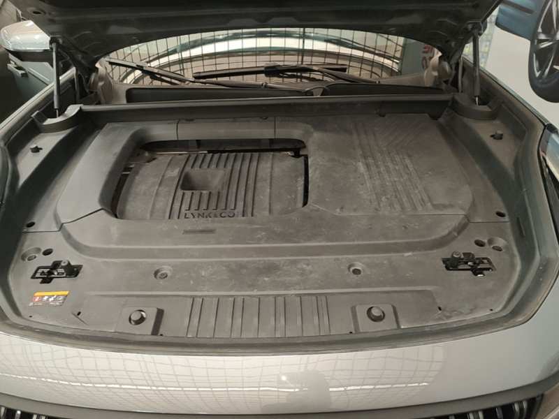 Used Lynk & Co 09 2021 2.0T Halo Six-Seater — 19