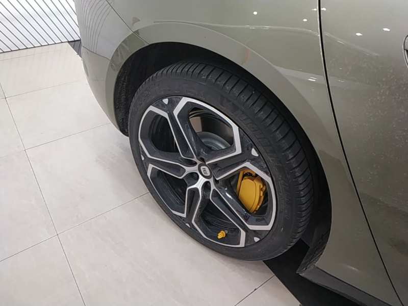 Used Xiaomi Auto SU7 2024 Rear-Drive Long-Range Intelligent Driving Version — 25