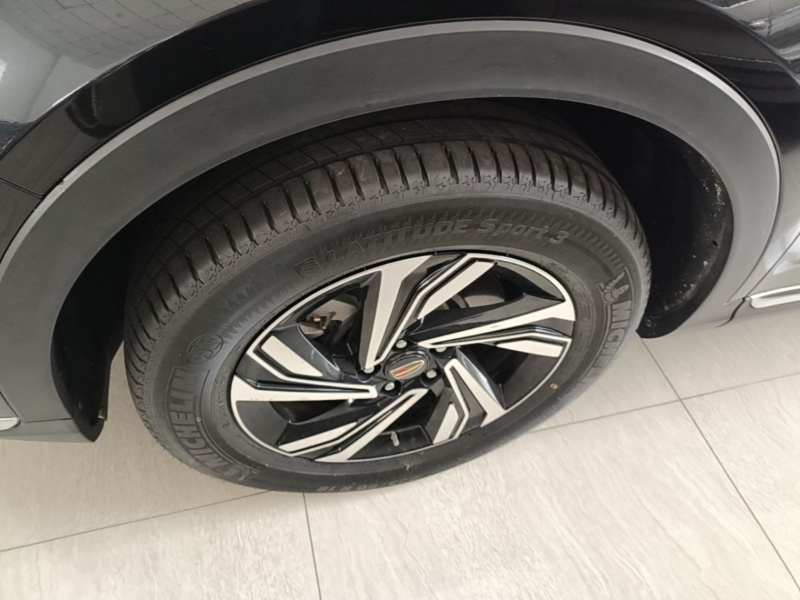 Used Hongqi HS5 2022 Revised Version 2.0T Smart Connect Flagship Edition — 22