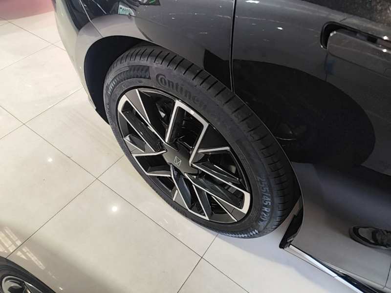 Used Avatr 06 2025 Max Extended-Range Edition — 25