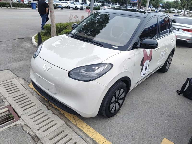 Used Wuling Bingo 2023 333 km Lingxi Connected+ Version — 1