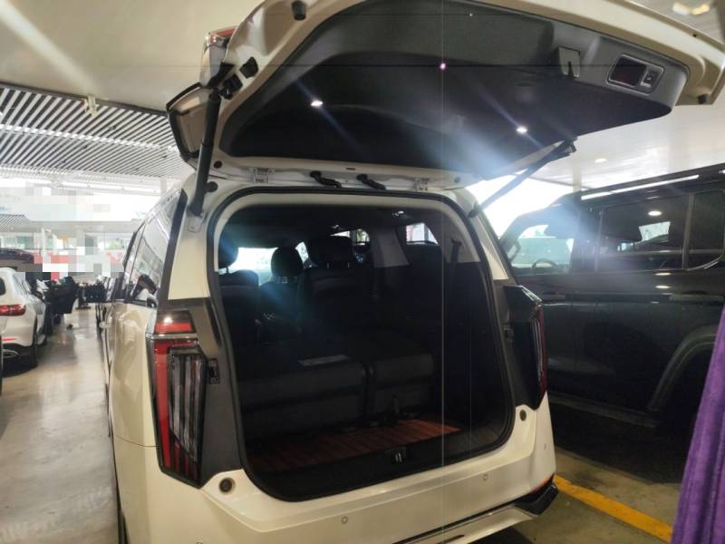 Used GAC Trumpchi M8 2024 Master Series 400T Prestige Edition — 18