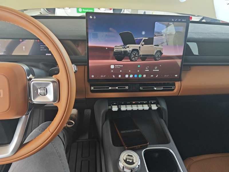 Used iCAR V27 2026 Model 200KM Four-Wheel Drive Falcon 700 — 12