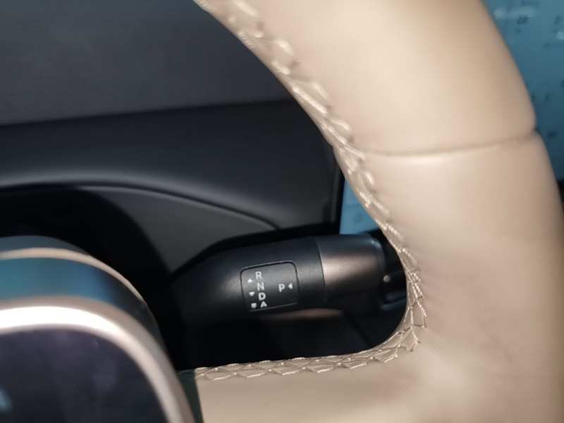 Used Li Auto MEGA 2025 Home Family Special Edition — 13