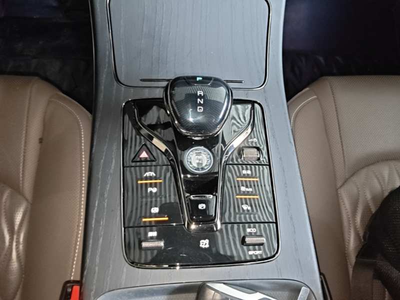 Used BYD Han 2020 EV Long-Range Deluxe Model — 13