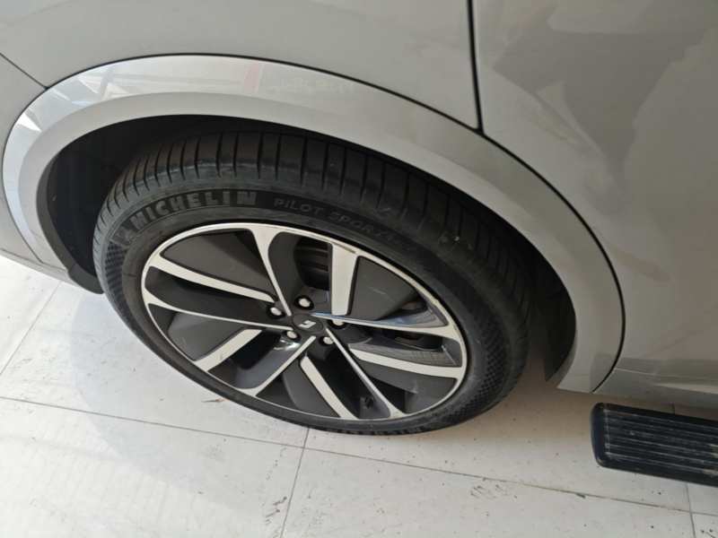 Used Li Auto L9 2022 Max model — 25