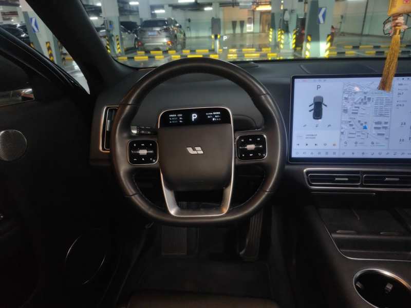 Used Li Auto L8 2023 Pro Model — 11