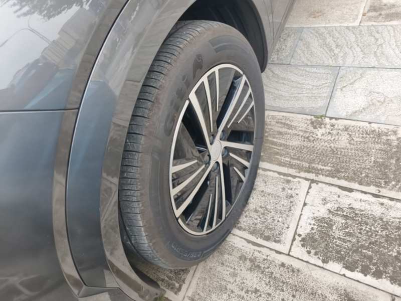 Used Lynk & Co 08 EM-P 2025 120km Long-Range Pro — 22