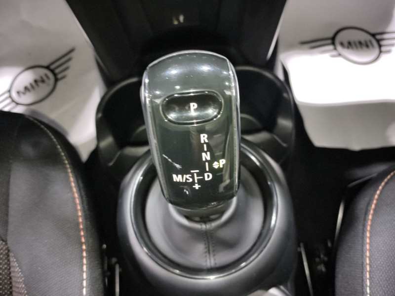 Used MINI 2023 1.5T ONE — 13