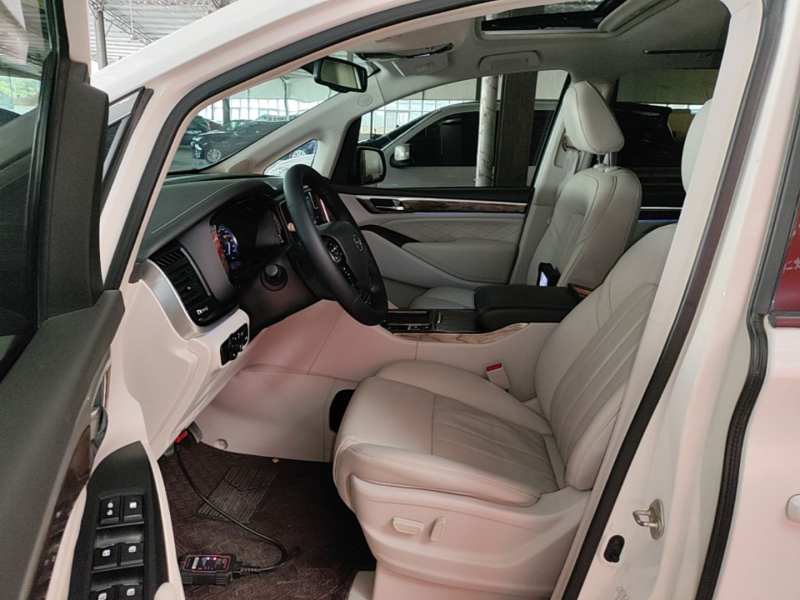 Used GAC Trumpchi M8 2018 320T Luxury Edition – Premium — 14