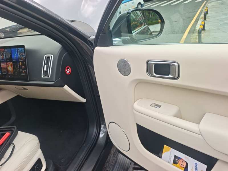 Used Li Auto L9 2022 Max model — 28