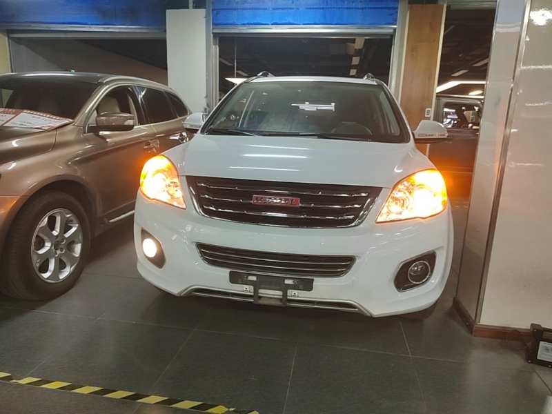 Used Haval H6 2015 Upgraded Model 1.5T Manual Two-Wheel Drive Elite Version — 2